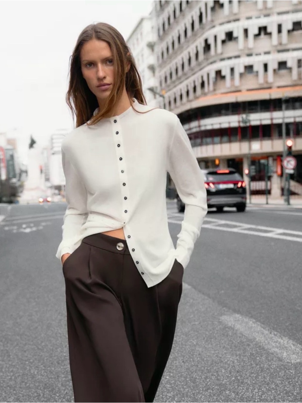 Zara Cream Button-Front Long-Sleeve Top